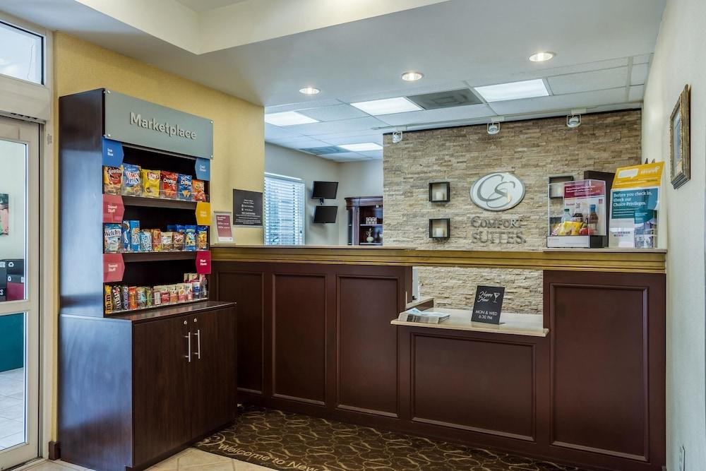 Comfort Suites New Orleans East Zewnętrze zdjęcie