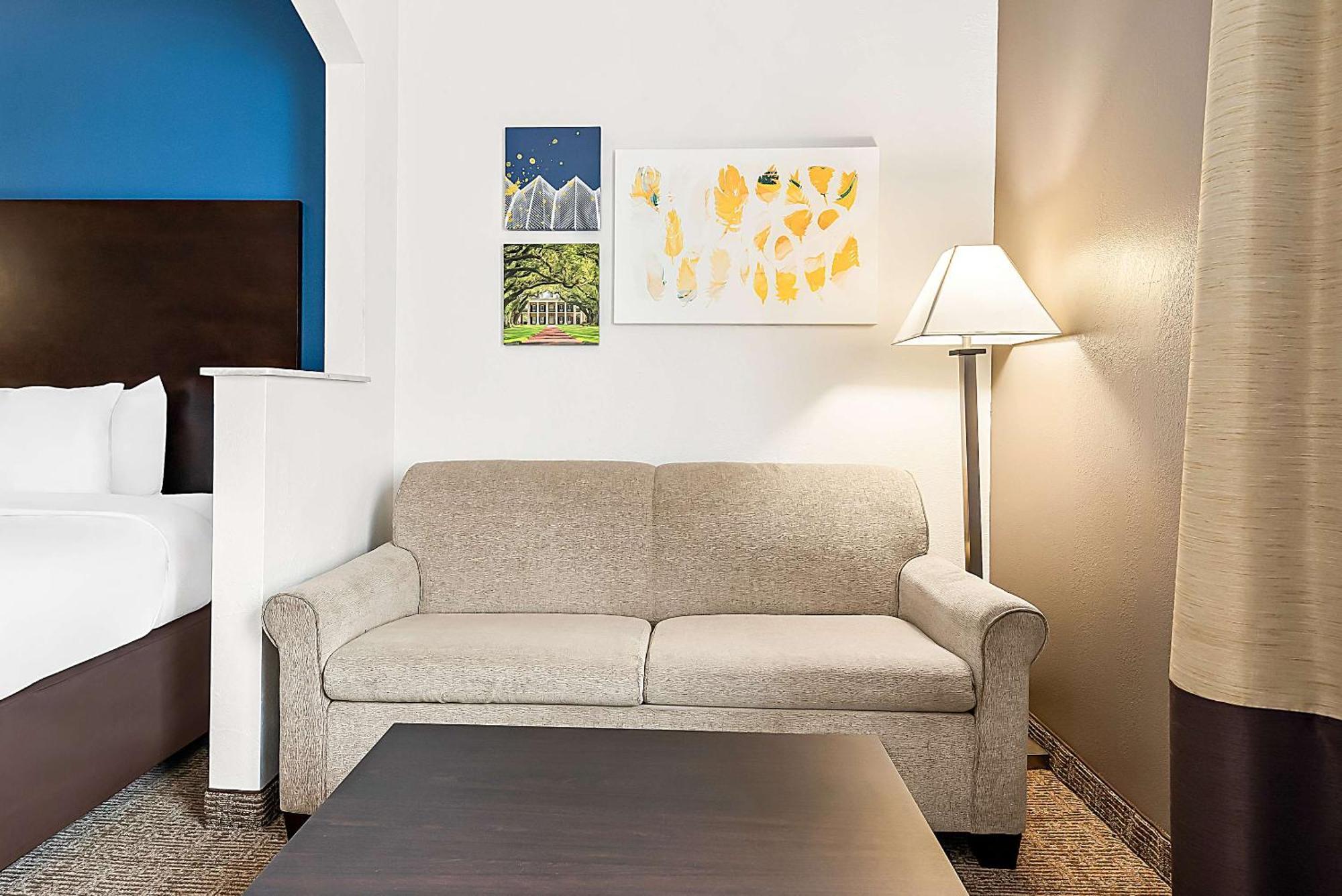 Comfort Suites New Orleans East Zewnętrze zdjęcie