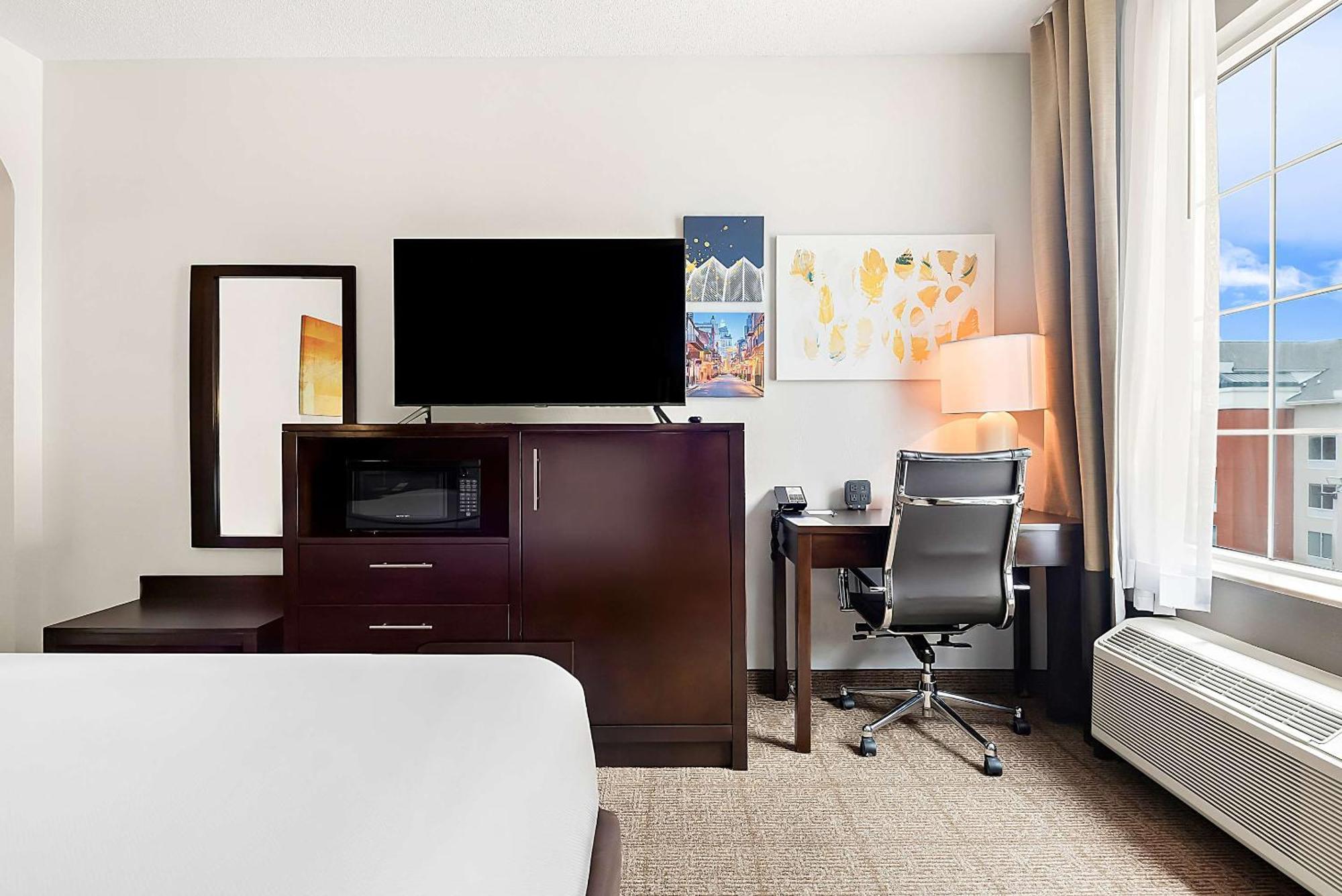 Comfort Suites New Orleans East Zewnętrze zdjęcie